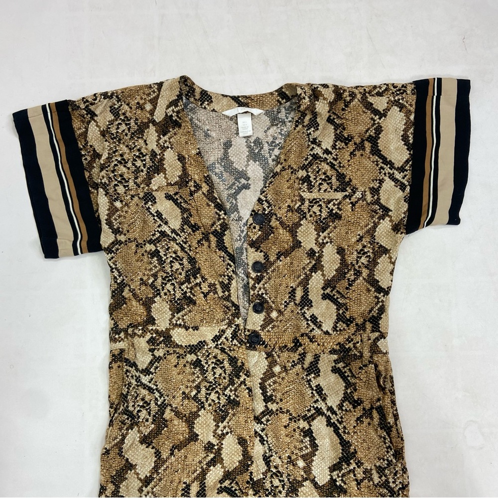 H & M Snakeskin Python Print Jumpsuit. Size 4 - image 4
